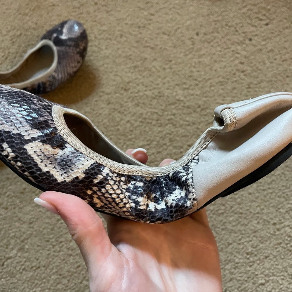 Butterfly twist snake skin flats - Picture 3 of 4